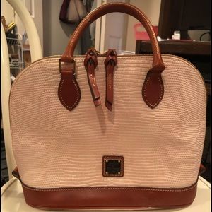 Dooney & Bourke pebble grain bitsy bag.